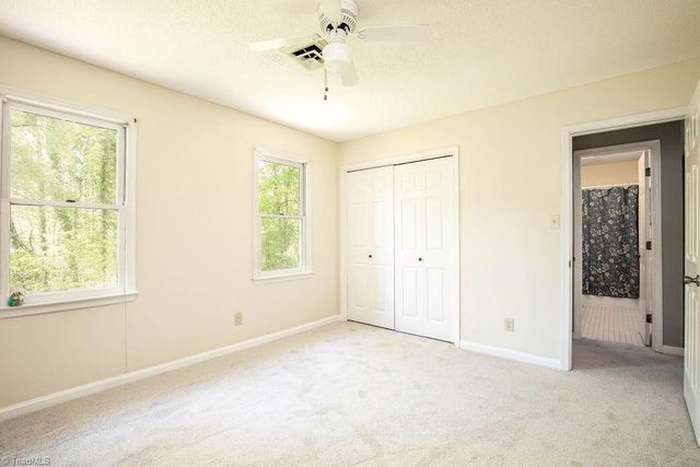 914 Edinburgh Drive, Jamestown, NC 27282