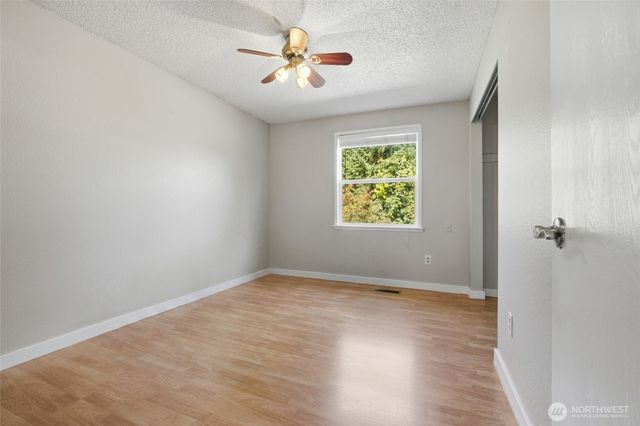 2731 Summerhill Court SW, Tumwater, WA 98512