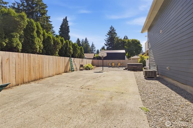 2731 Summerhill Court SW, Tumwater, WA 98512
