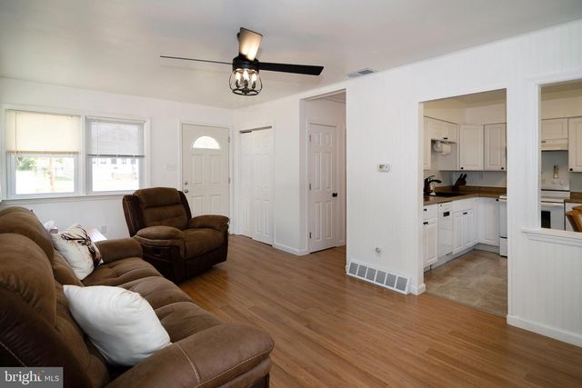 118 FRANKLIN ST, Swedesboro, NJ 08085