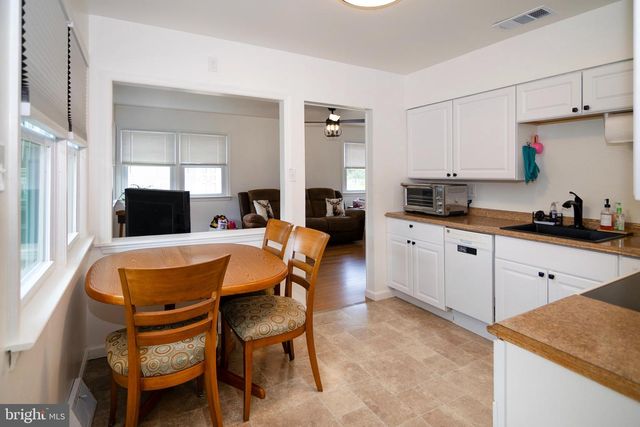 118 FRANKLIN ST, Swedesboro, NJ 08085