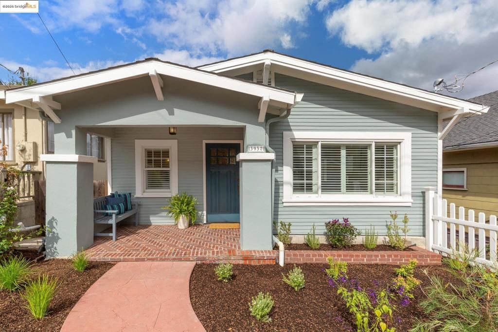 3937 Greenwood Ave, Oakland, CA 94602