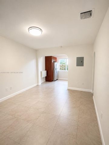 4038 SW 9th Ter 4038, Miami, FL 33134