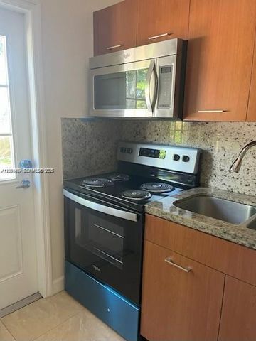 4038 SW 9th Ter 4038, Miami, FL 33134