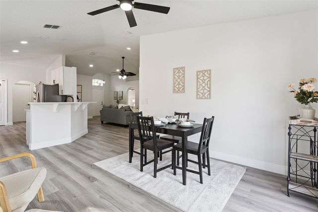 453 DOMINISH ESTATES DRIVE, Apopka, FL 32712