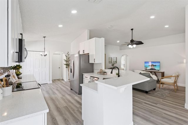 453 DOMINISH ESTATES DRIVE, Apopka, FL 32712