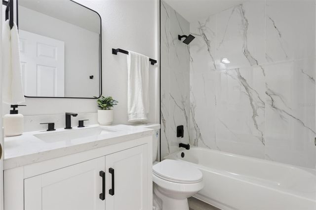 453 DOMINISH ESTATES DRIVE, Apopka, FL 32712