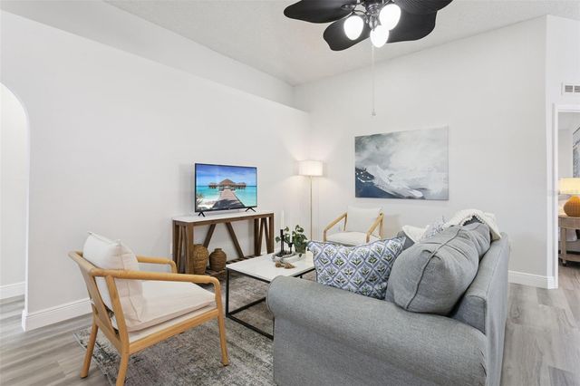 453 DOMINISH ESTATES DRIVE, Apopka, FL 32712