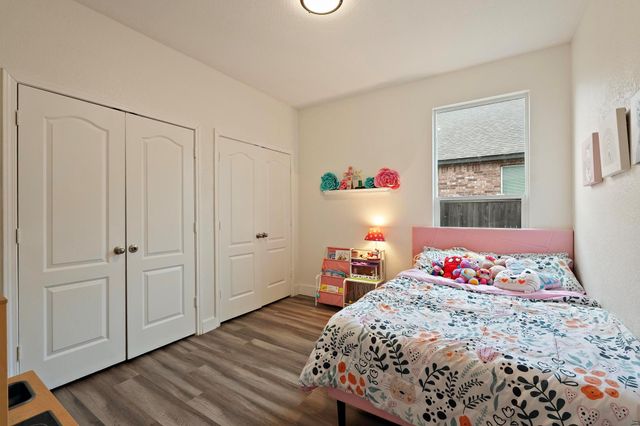 1020 Estes PARK, Taylor, TX 76574