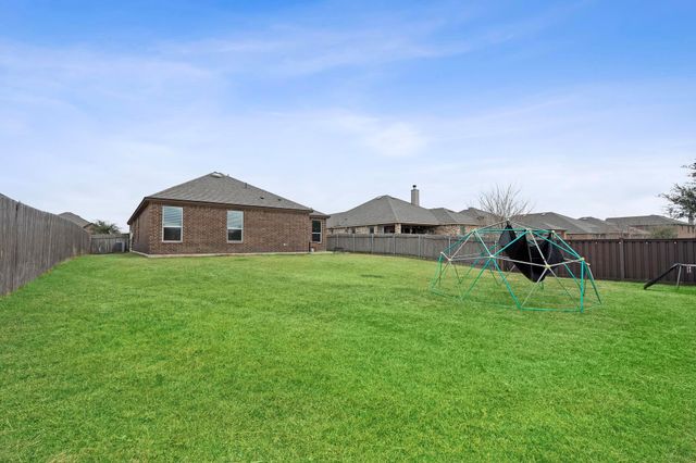 1020 Estes PARK, Taylor, TX 76574