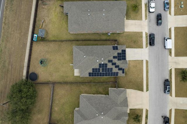 1020 Estes PARK, Taylor, TX 76574