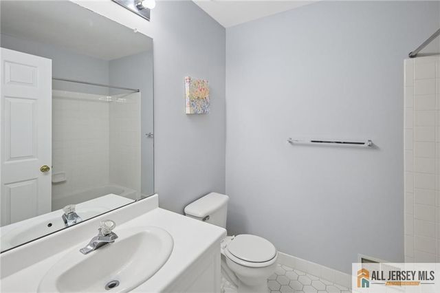 103 Berkshire Drive 103, South Brunswick, NJ 08540