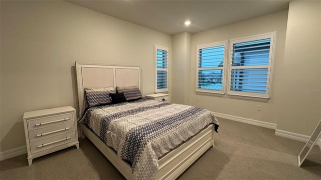 8083 LEAF GROVE CIRCLE, Orlando, FL 32836