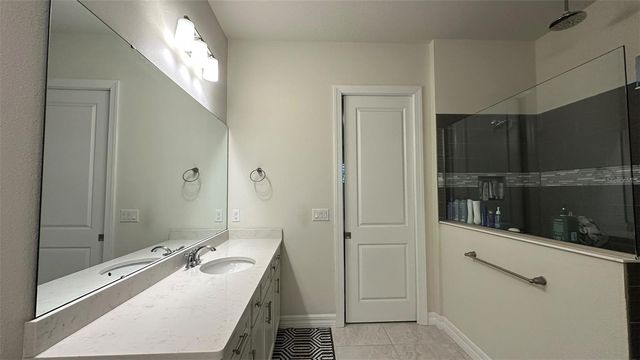 8083 LEAF GROVE CIRCLE, Orlando, FL 32836