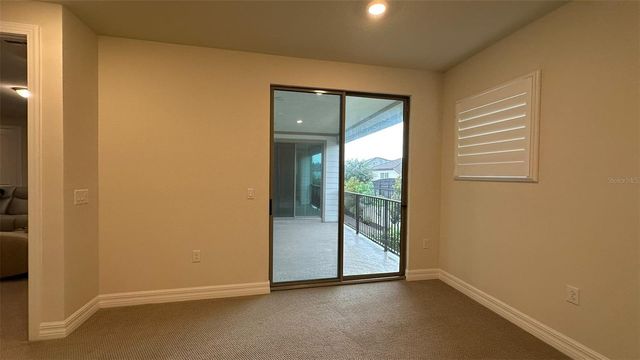 8083 LEAF GROVE CIRCLE, Orlando, FL 32836