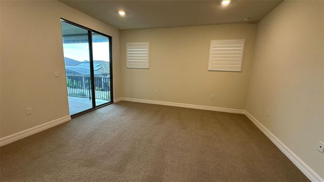 8083 LEAF GROVE CIRCLE, Orlando, FL 32836