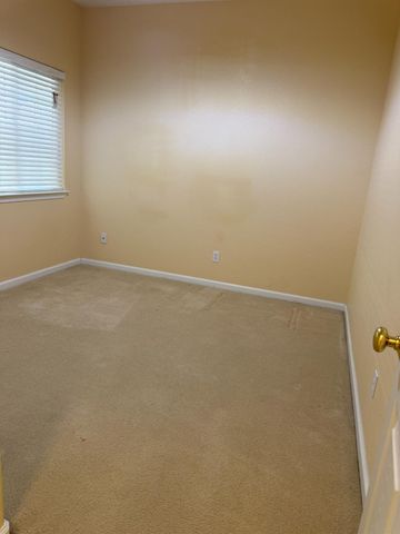 4591 E Balch Avenue, Fresno, CA 93702