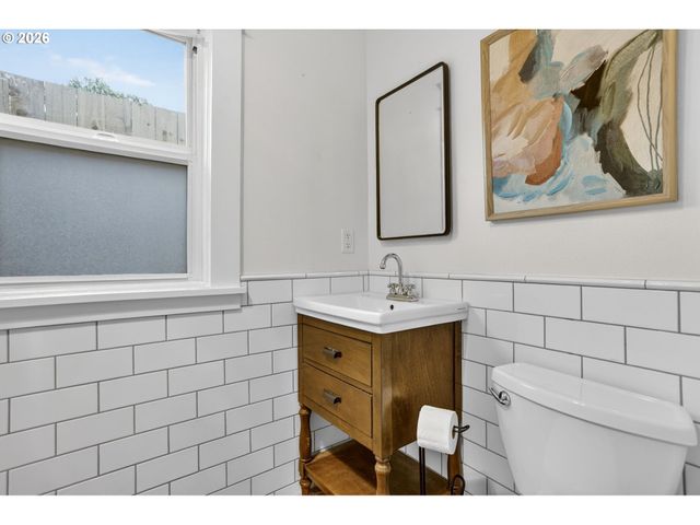 815 Se 2ND Ave, Camas, WA 98607
