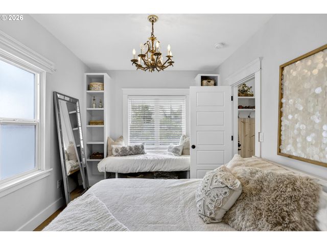 815 Se 2ND Ave, Camas, WA 98607