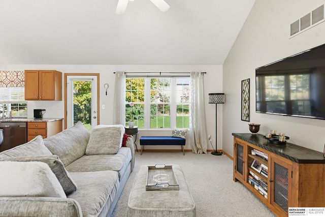 8208 Bancroft Avenue, Lincoln, NE 68506