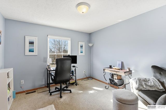 8208 Bancroft Avenue, Lincoln, NE 68506