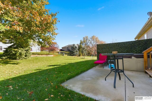 8208 Bancroft Avenue, Lincoln, NE 68506