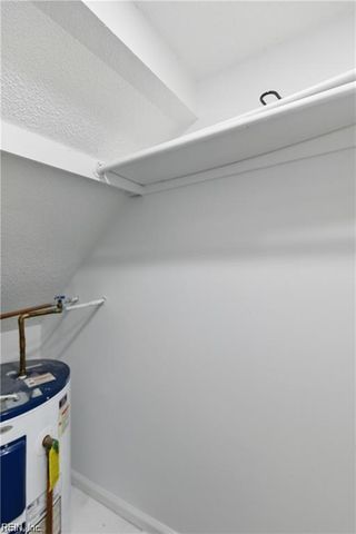 707 Sailfish QUAY, Chesapeake, VA 23320