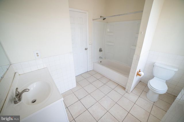 1850 N 16TH ST, Philadelphia, PA 19121