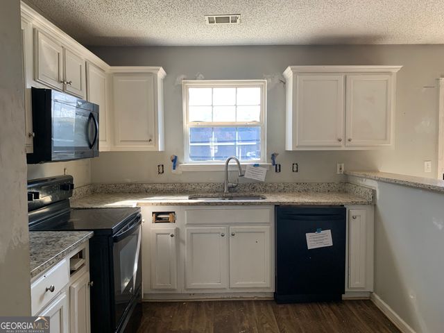 520 Vineyard Road, Griffin, GA 30223