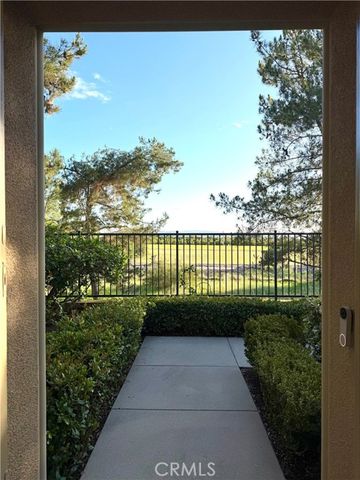 52 Scarlet Bloom, Irvine, CA 92618