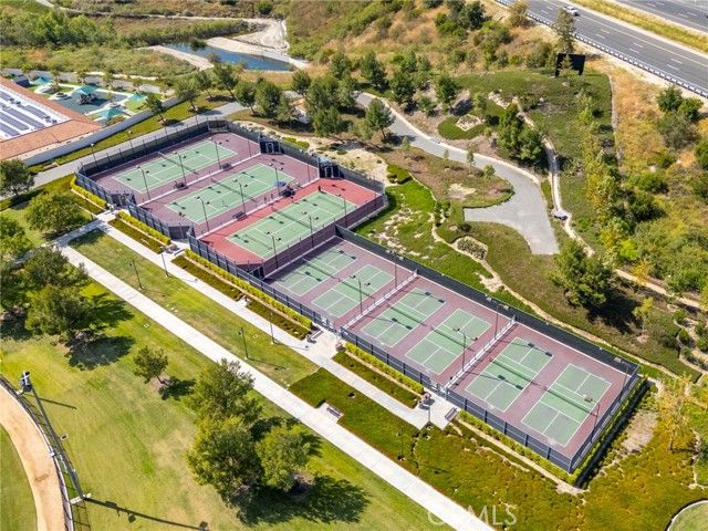 52 Scarlet Bloom, Irvine, CA 92618