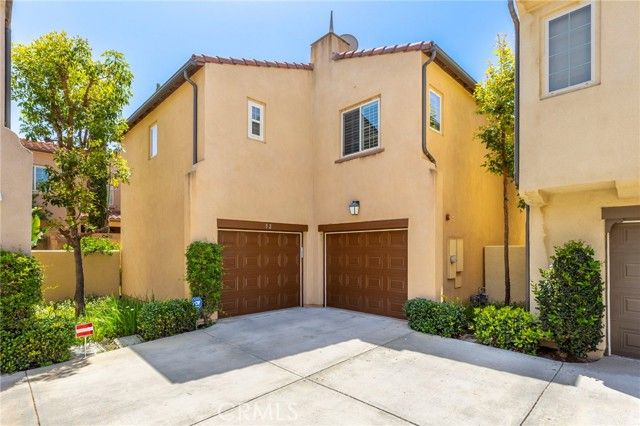 52 Scarlet Bloom, Irvine, CA 92618