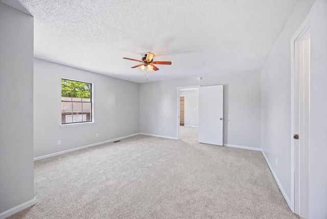 302 E Gordon Avenue, Rossville, GA 30741