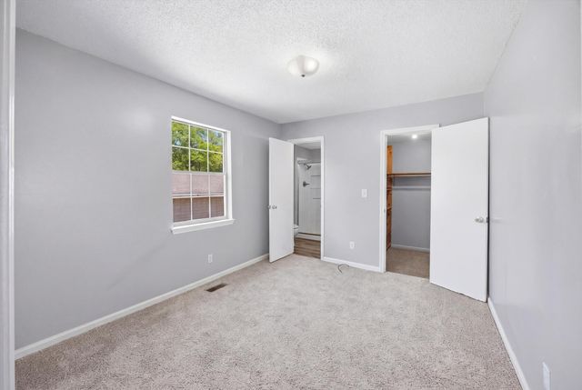302 E Gordon Avenue, Rossville, GA 30741