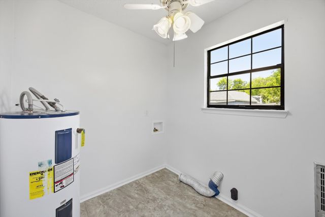 302 E Gordon Avenue, Rossville, GA 30741