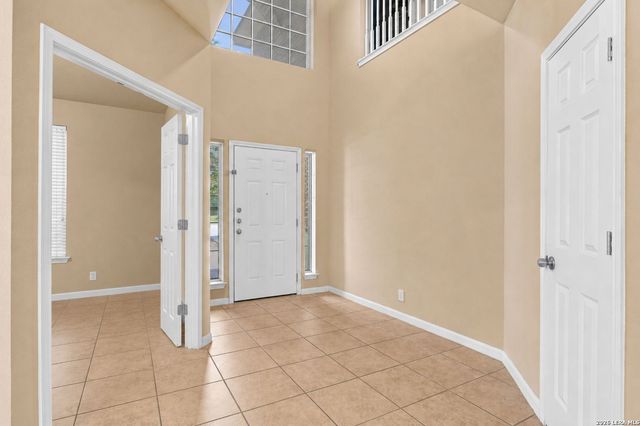 6139 Diego Ln, San Antonio, TX 78253