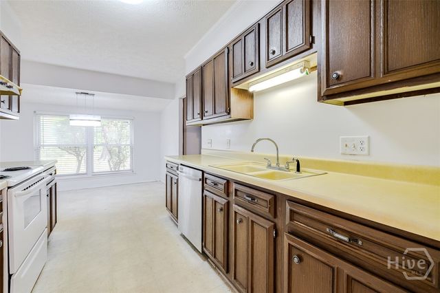 817 Jamestowne Road, Savannah, GA 31419