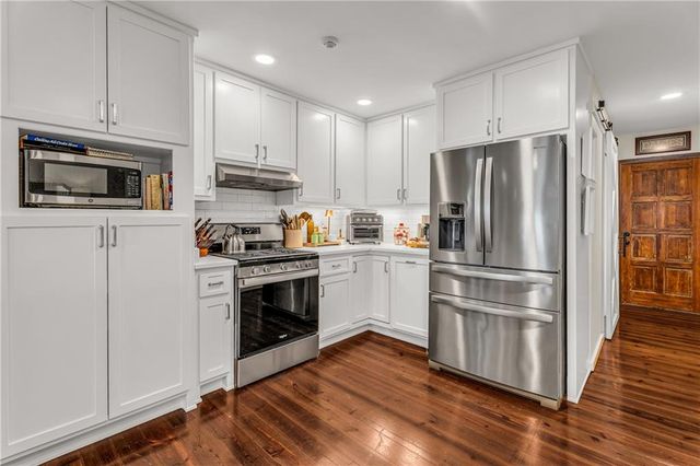 13565 Dauphin Island Parkway, Coden, AL 36523