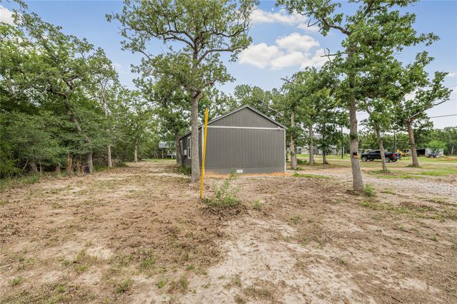 405 Wilderness Road, Somerville, TX 77879