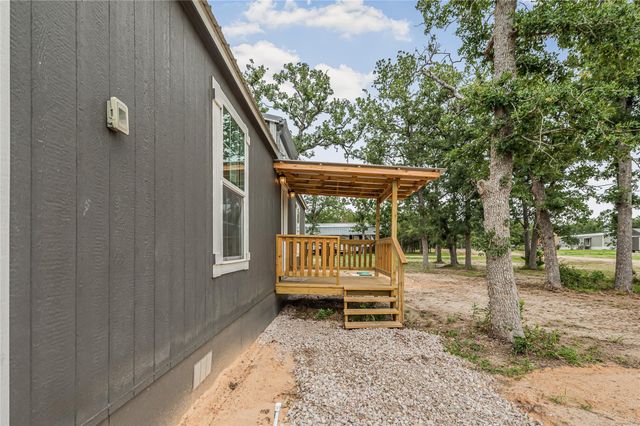 405 Wilderness Road, Somerville, TX 77879