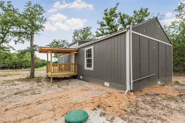 405 Wilderness Road, Somerville, TX 77879