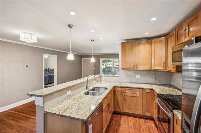 2855 Hollywood Drive, Decatur, GA 30033