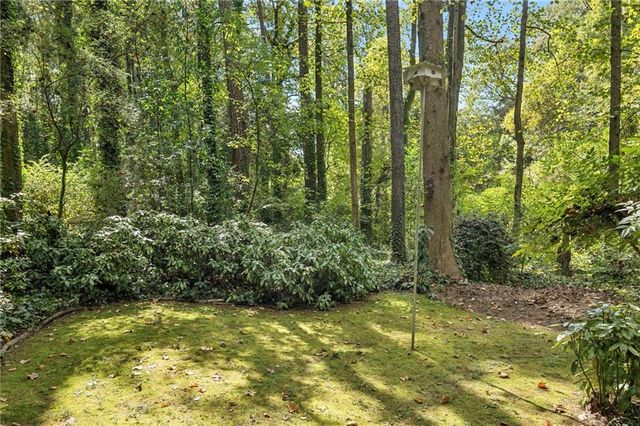 2855 Hollywood Drive, Decatur, GA 30033