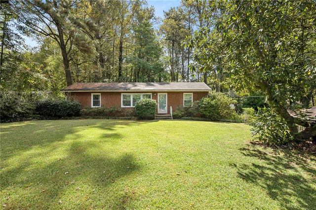 2855 Hollywood Drive, Decatur, GA 30033