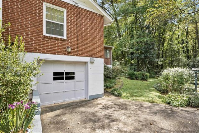 2855 Hollywood Drive, Decatur, GA 30033