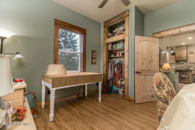 488 Fawn Ln, Bonners Ferry, ID 83805