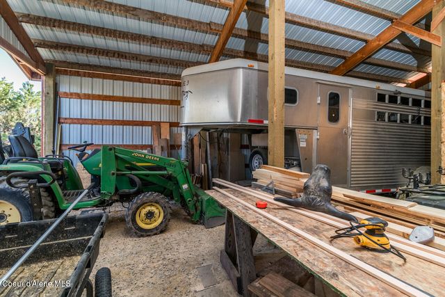 488 Fawn Ln, Bonners Ferry, ID 83805