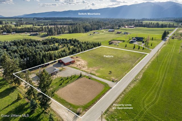 488 Fawn Ln, Bonners Ferry, ID 83805