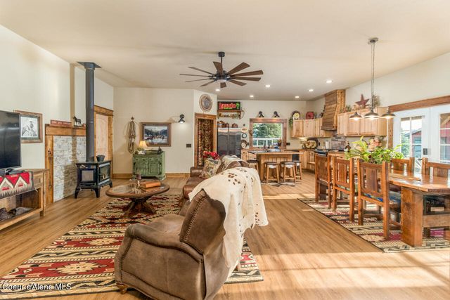 488 Fawn Ln, Bonners Ferry, ID 83805