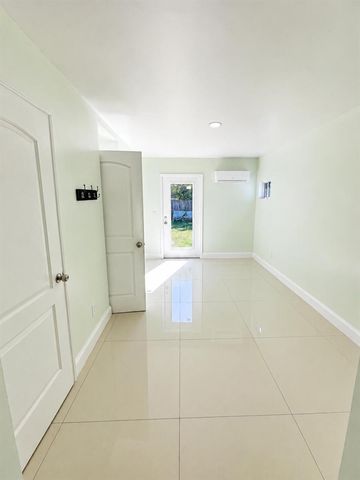 618 49TH Street, West Palm Beach, FL 33407